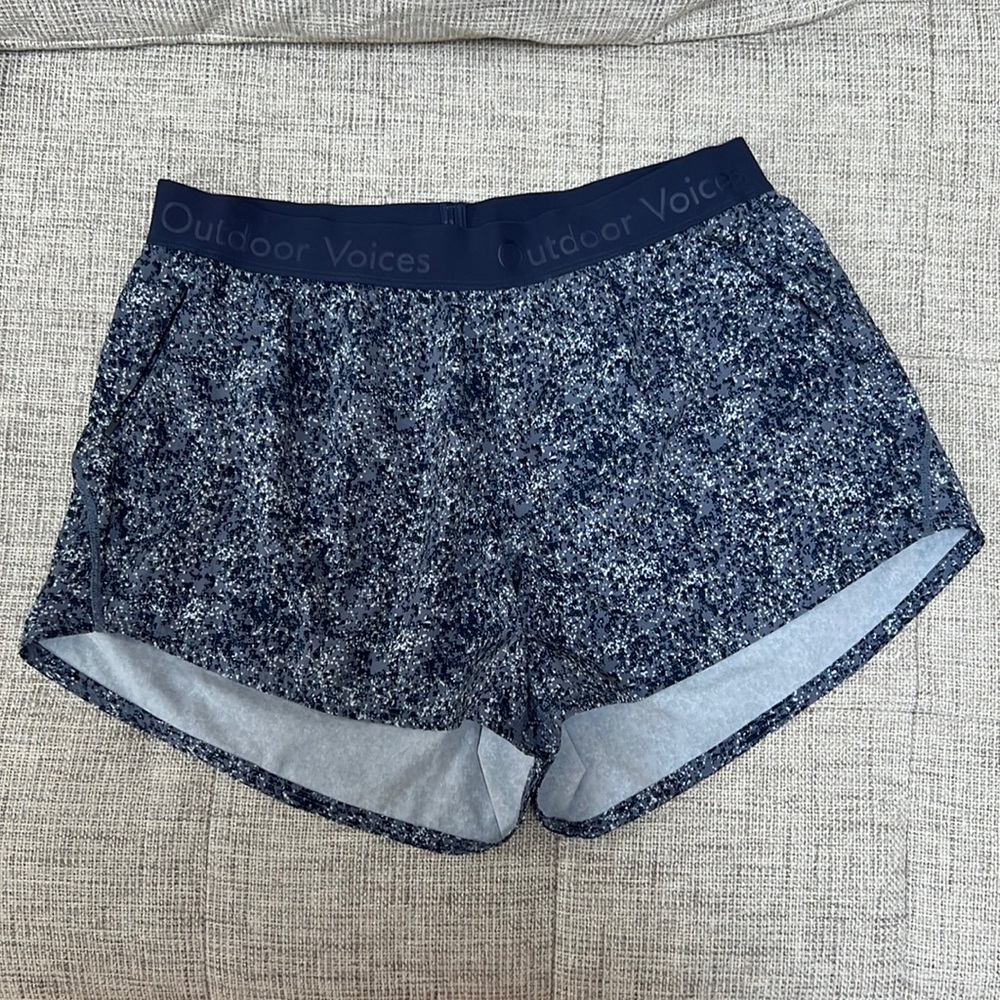 Outdoor Voices Relay 3" Shorts Size M